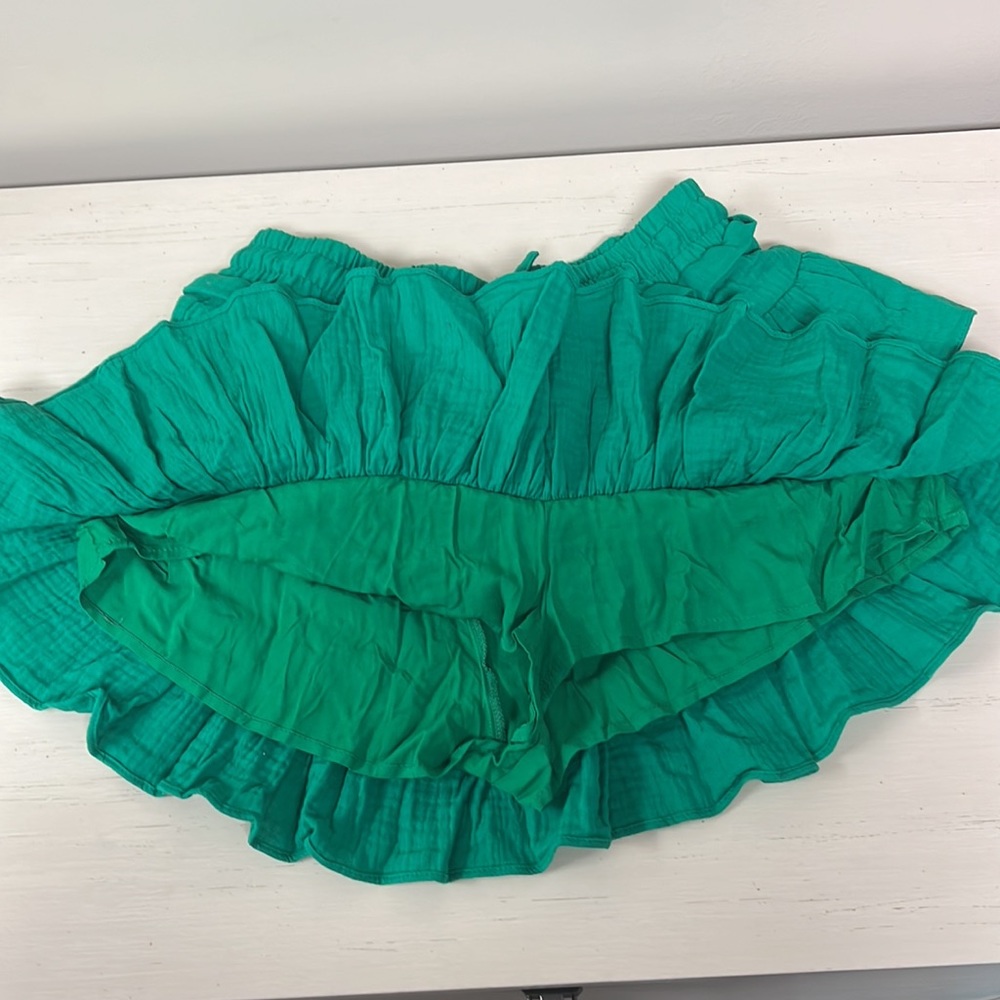 GREEN - DAY + MOON-FLOUNCE TIERED MINI GAUZE SKORT - Picture 8 of 11